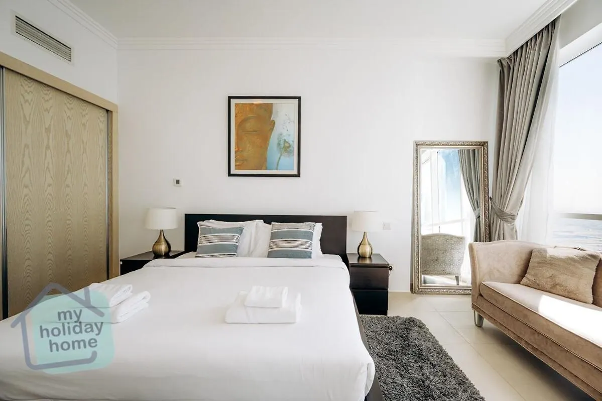 Full Canal View - High Floor Dubai Apartment