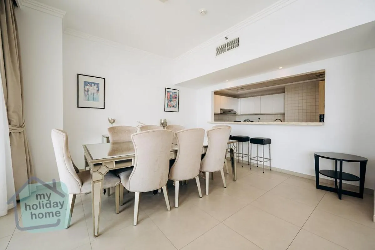 Full Canal View - High Floor Dubai Apartment