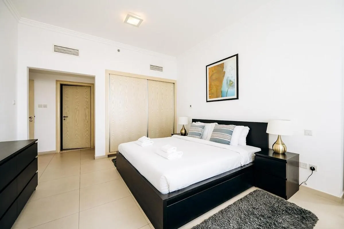 Apartment Full Canal View - High Floor Dubai